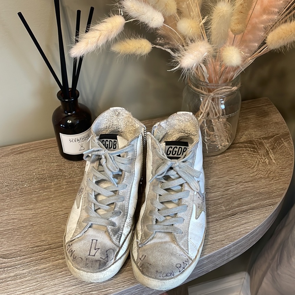 Authentic girl Golden Goose hightop special edition size EU30